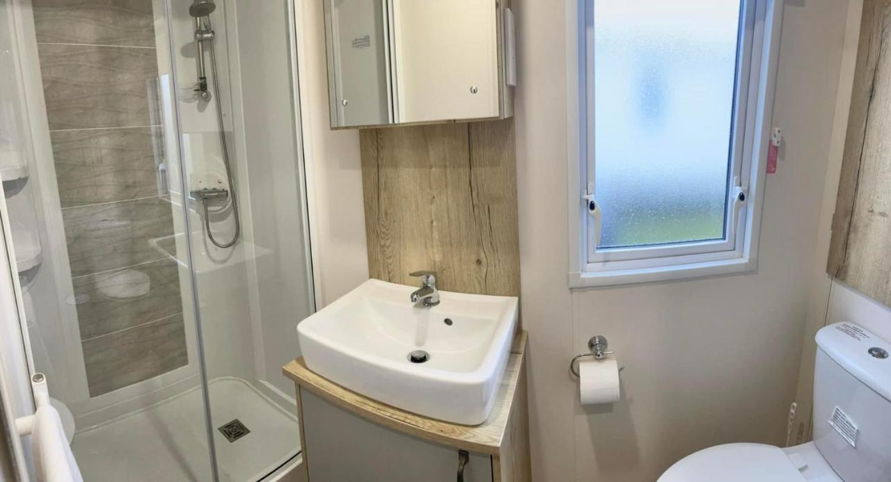Supersonic Apartment Glasson Bagian luar foto